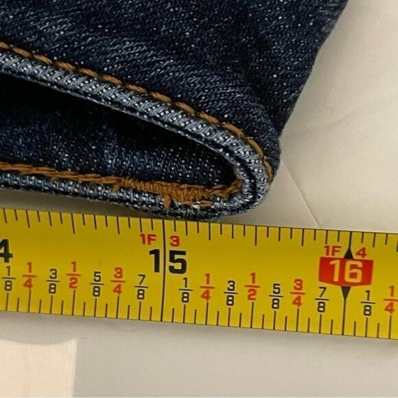 CAbi Low Rise Factory Distressed Slim Boyfriend Boho Blue Jeans Size 2 - Picture 10 of 12